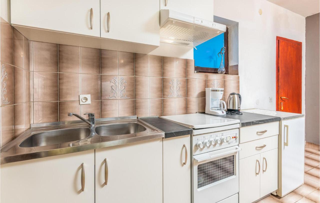 Lovely Apartment In Stara Baska With Wifi Exterior foto